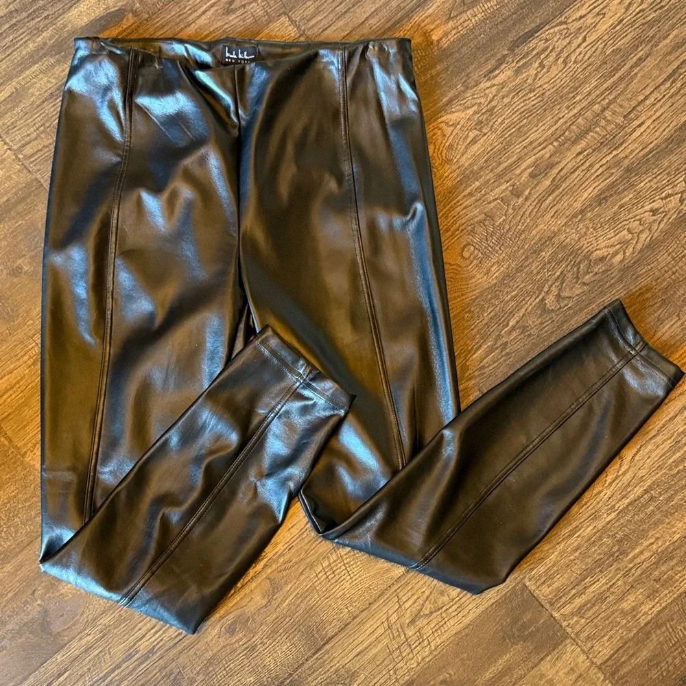 Nicole Miller Shiny Black Faux Leather Pants - Picture 2 of 6